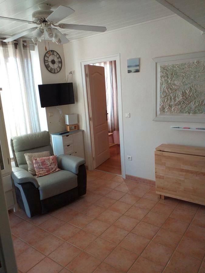 Albasud - Appartement Meuble Avec Terrasse - Salses Le Chateau 66 Salses-le-Chateau Exterior foto