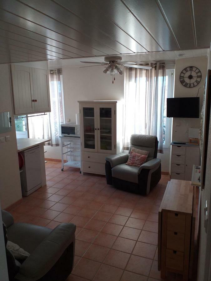 Albasud - Appartement Meuble Avec Terrasse - Salses Le Chateau 66 Salses-le-Chateau Exterior foto